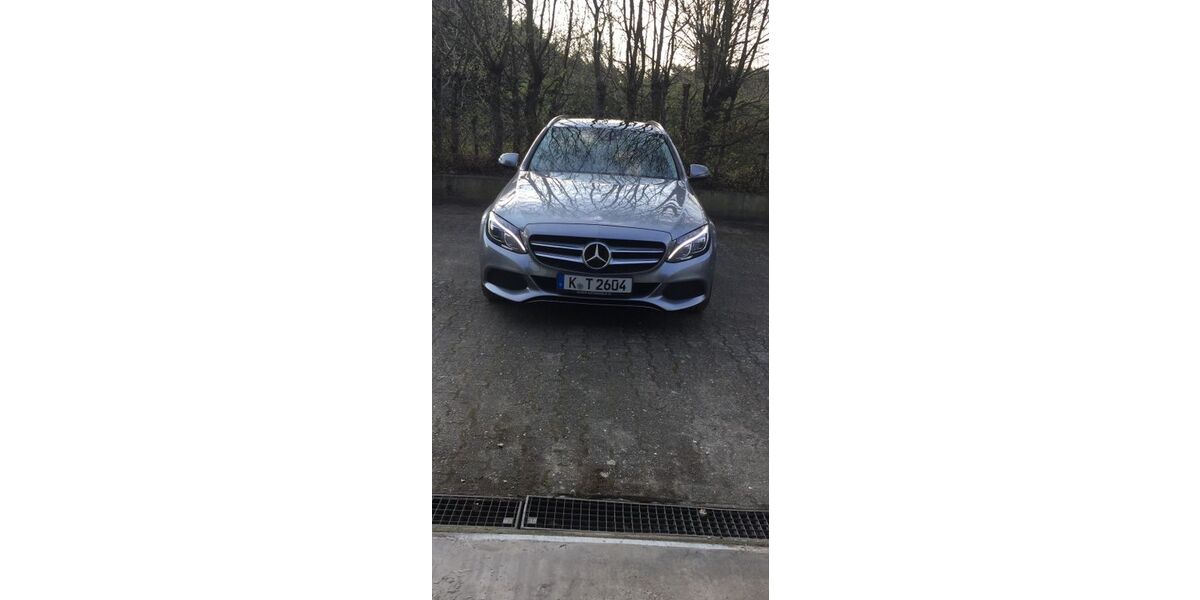 Mercedes-Benz C 250 201.767 km 13.500 &euro; Köln 50859