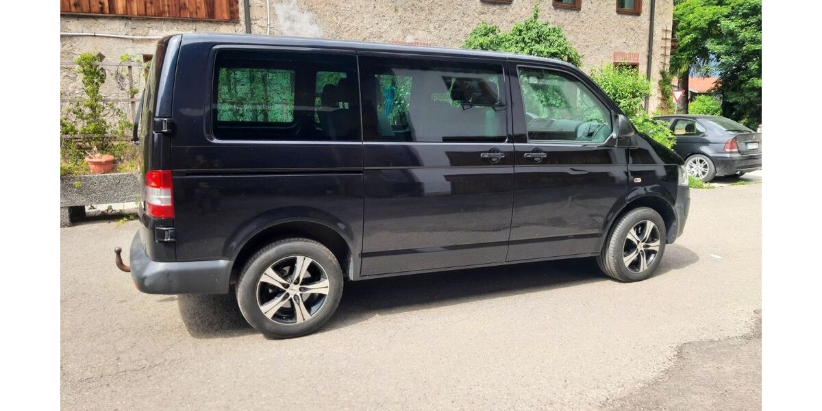 VW T5 Transporter 144.000 km 14.900 &euro; Brannenburg 83098