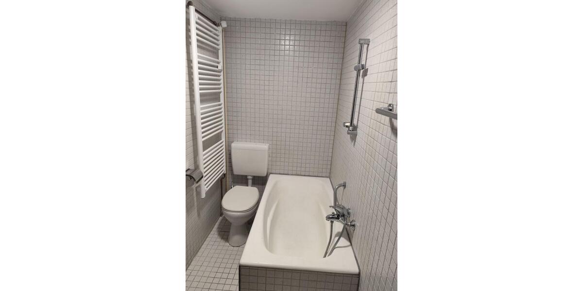 Erdgeschoßwohnung Freiberg am Neckar - 1 Zimmer, 28 m&sup2;, 89.000&euro; | Angebot:26679861