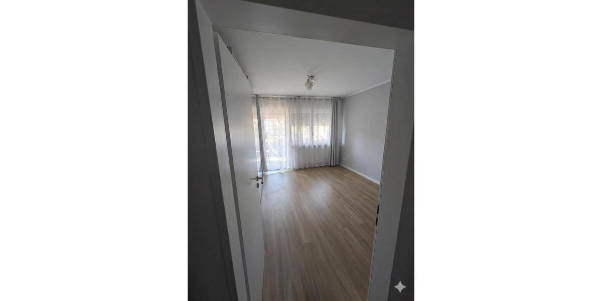 Erdgeschoßwohnung Ampfing - 3 Zimmer, 82 m&sup2;, 950&euro; | Angebot:26393669