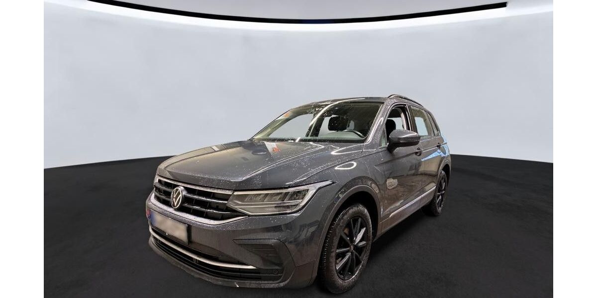 VW Tiguan 133.311 km 24.900 &euro; Burghaun 36151