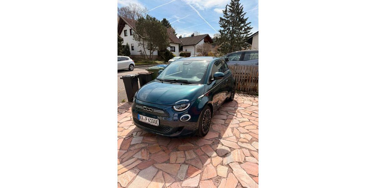 Fiat 500e 15.700 km 25.999 &euro; Pfinztal 76327