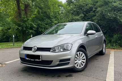 VW Golf 163.317 km 6.399 &euro; Duisburg 47167