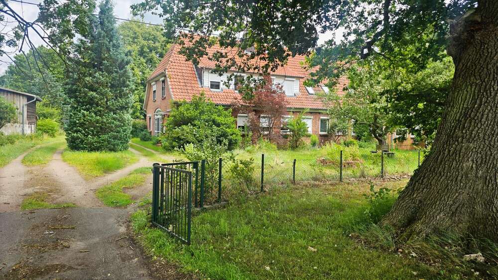 Haus zum Kaufen in Lübtheen 1.195.000 € 300 m² 14 zimmer