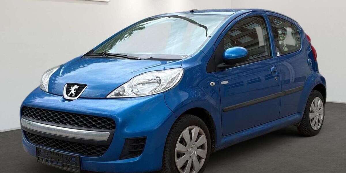 Peugeot 107 152.147 km 1.699 &euro; Berlin 12681