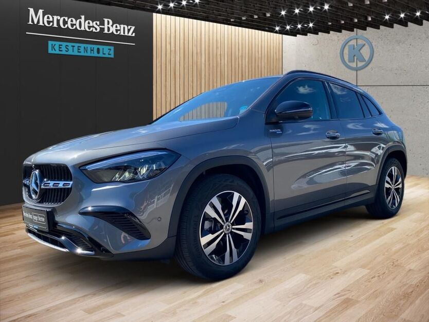 Mercedes-Benz GLA 180 9.000 km 42.880 € Enkirch 56850