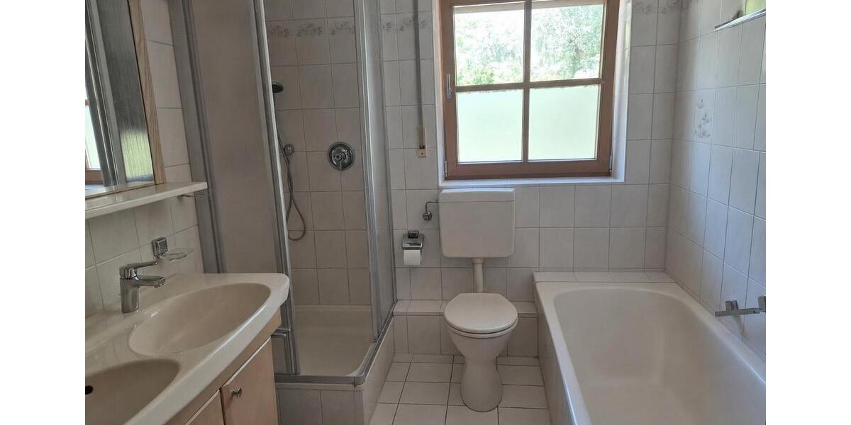 Reihenhaus Rosenheim Aising - 5 Zimmer, 130 m&sup2;, 620.000&euro; | Angebot:26802243