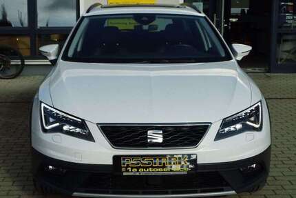 Seat Leon 57.900 km 22.900 &euro; Grossolbersdorf 09432