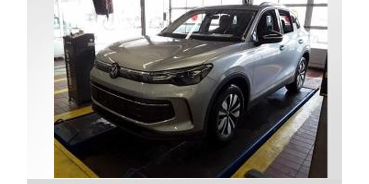 VW Tiguan 13.900 km 33.890 &euro; Roth 91154