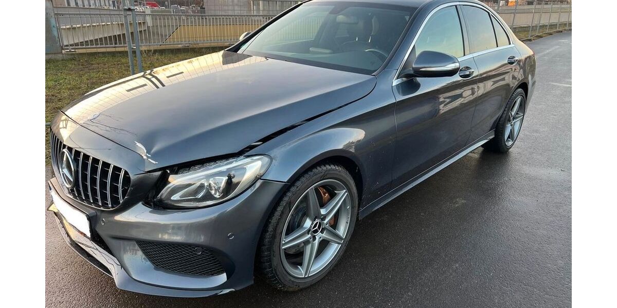Mercedes-Benz C 250 278.000 km 11.000 &euro; Berlin 12057