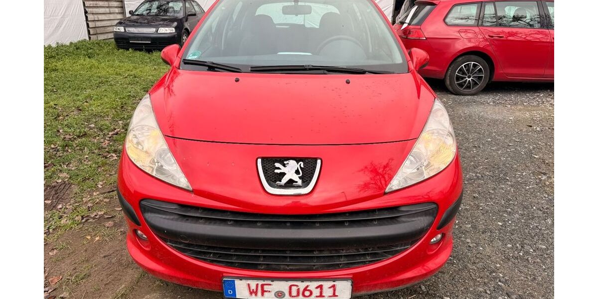 Peugeot 207 110.000 km 3.500 € Adersheim 38304