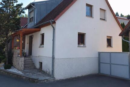 Haus Güntersleben - 4.5 Zimmer, 80 m&sup2;, 320.000&euro; | Angebot:27263572