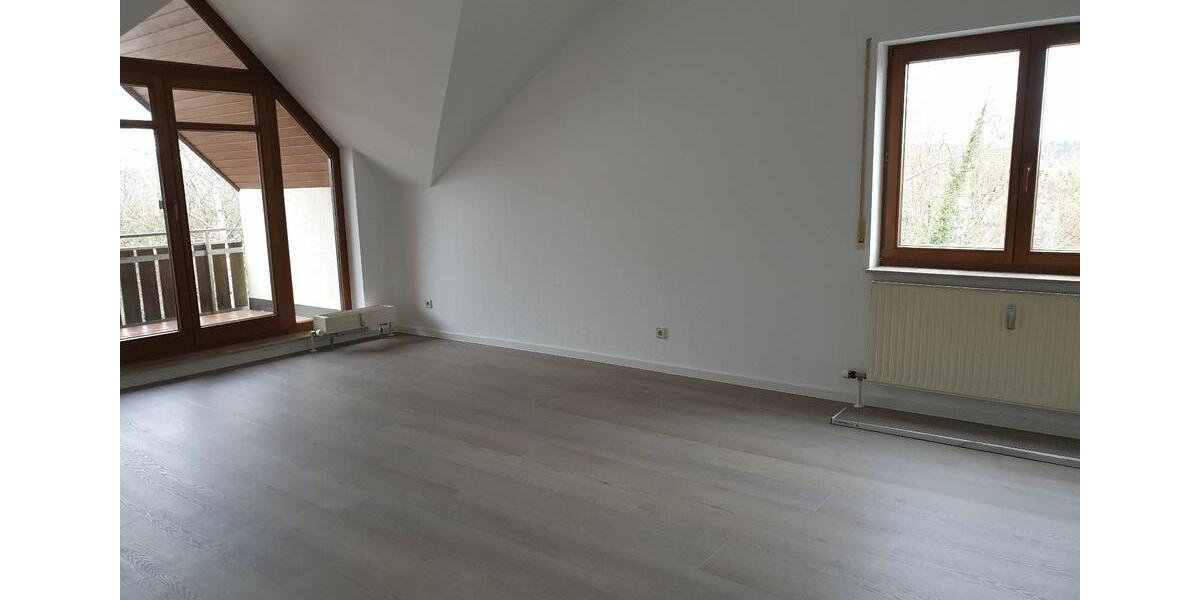 Dachgeschoßwohnung Besigheim - 2 Zimmer, 66 m&sup2;, 760&euro; | Angebot:25561220