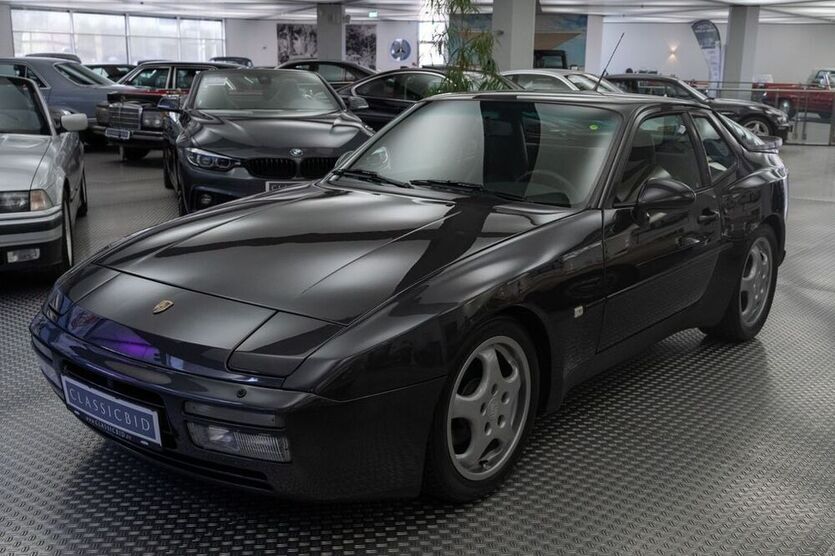 944