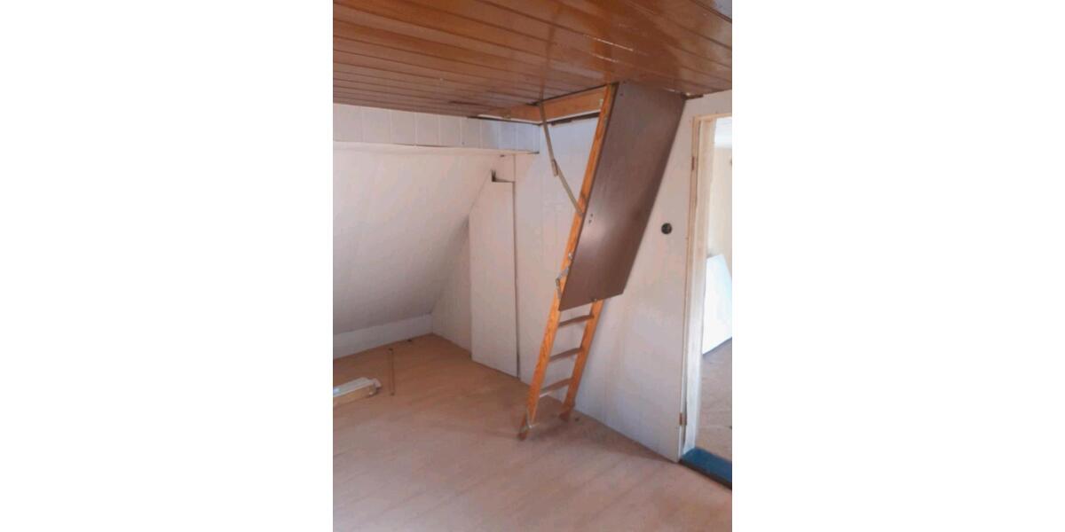 Reihenhaus Hettstedt - 5 Zimmer, 150 m&sup2;, 29.000&euro; | Angebot:25995304