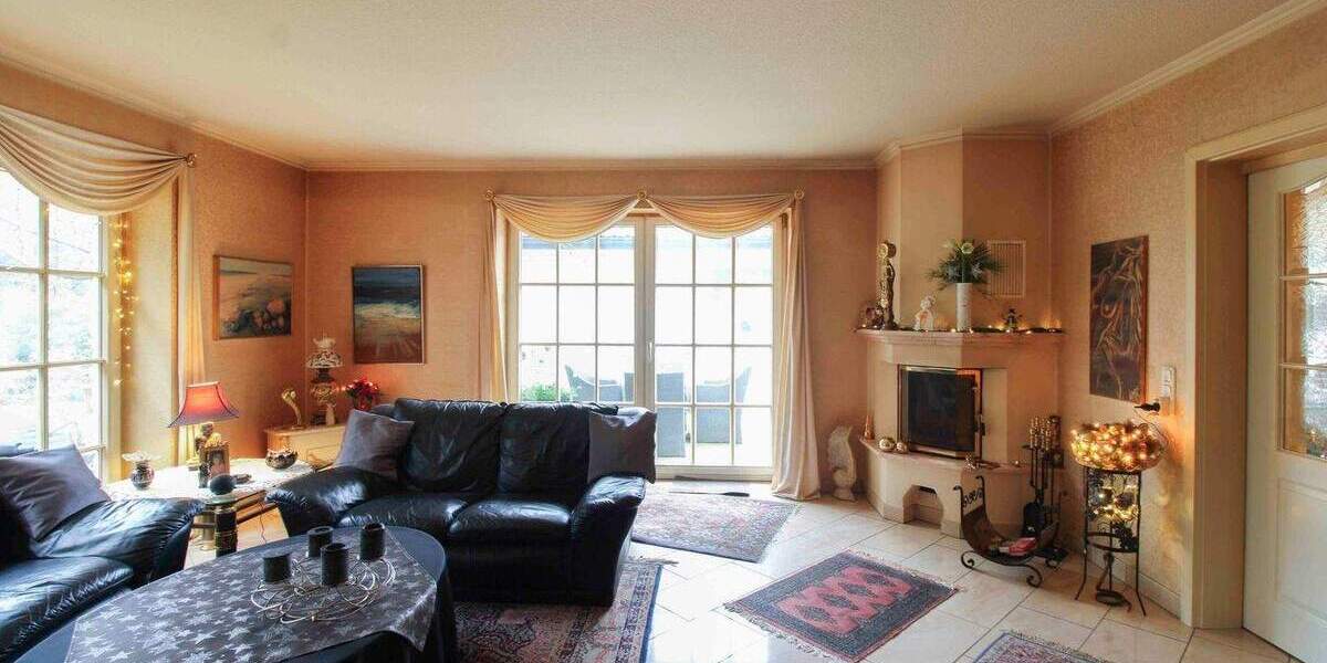 Einfamilienhaus Lohe-Rickelshof Rickelshof - 9 Zimmer, 490.000&euro; | Angebot:25109384