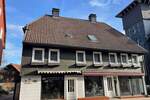 **Einfamilienhaus MIT KLEINEM GEWERBE UND WERKSTATT IM INNENHOF ZU VERMIETEN**
