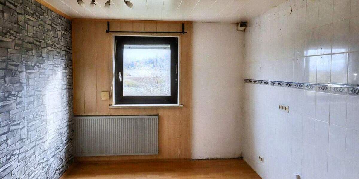 Mehrfamilienhaus, Wohnhaus Leutershausen - 1 Zimmer, 145 m&sup2;, 279.000&euro; | Angebot:25668501
