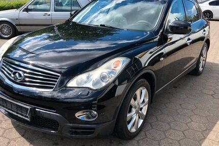 INFINITI EX30 117.692 km 8.000 € Hamburg 22179