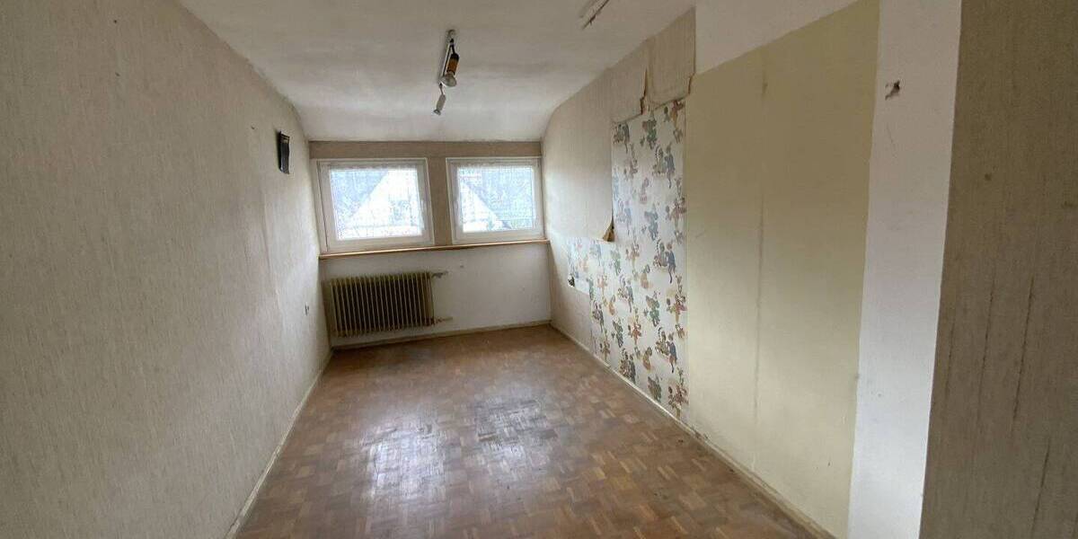 Einfamilienhaus Forchheim - 7 Zimmer, 135 m&sup2;, 394.000&euro; | Angebot:26190019