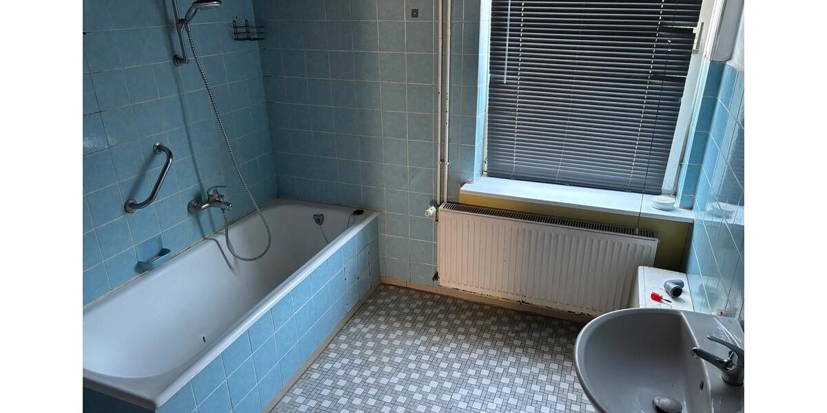 Einfamilienhaus Bredstedt - 4 Zimmer, 100 m&sup2;, 160.000&euro; | Angebot:26738903