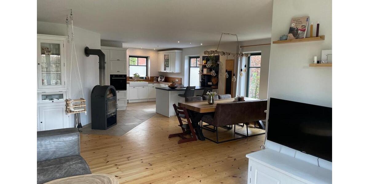 Einfamilienhaus Neuenhaus - 7 Zimmer, 160 m&sup2;, 399.000&euro; | Angebot:26136955