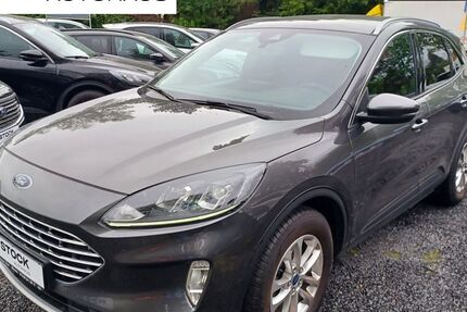 Ford Kuga 49.300 km 21.790 &euro; Wiesau 95676