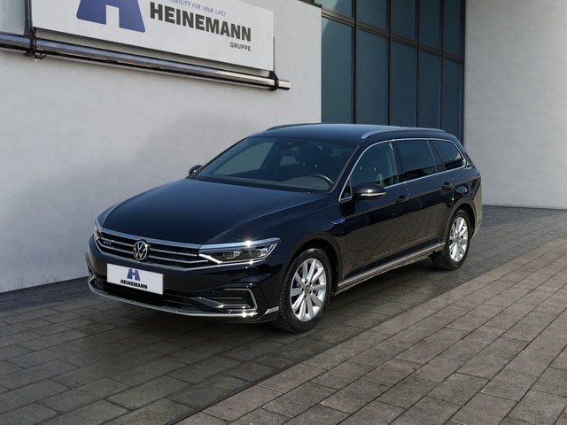 VW Passat 84.083 km 22.650 € Goslar 38644