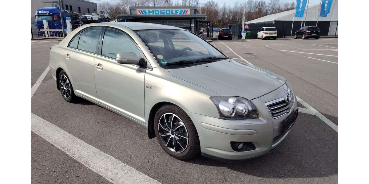 Toyota Avensis 300.000 km 2.600 &euro; Frankfurt am Main, Stadt 65933