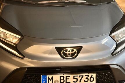 Toyota Aygo (X) 5.489 km 18.600 &euro; München 80809