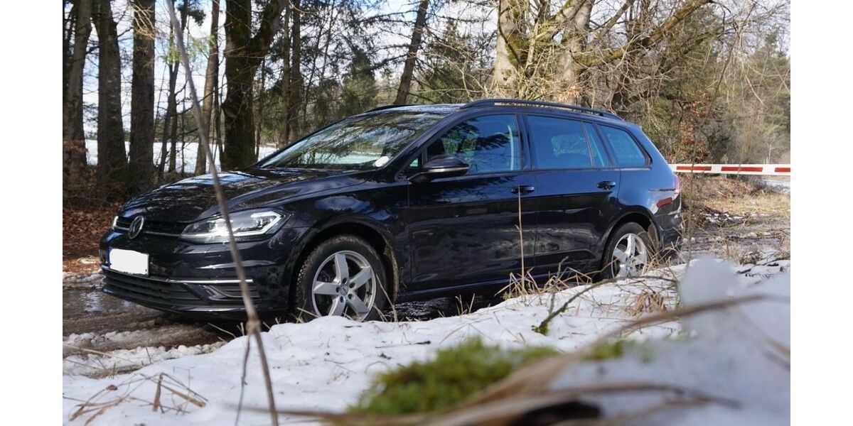 VW Golf 103.000 km 13.999 &euro; Velburg 92355