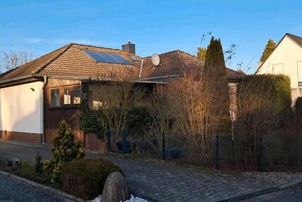 EFH mit Garagen u. Garten in 31855 Groß Berkel zur Miete 5 zimmer