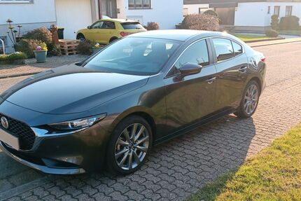 Mazda 3 11.122 km 24.700 &euro; Heusweiler 66265