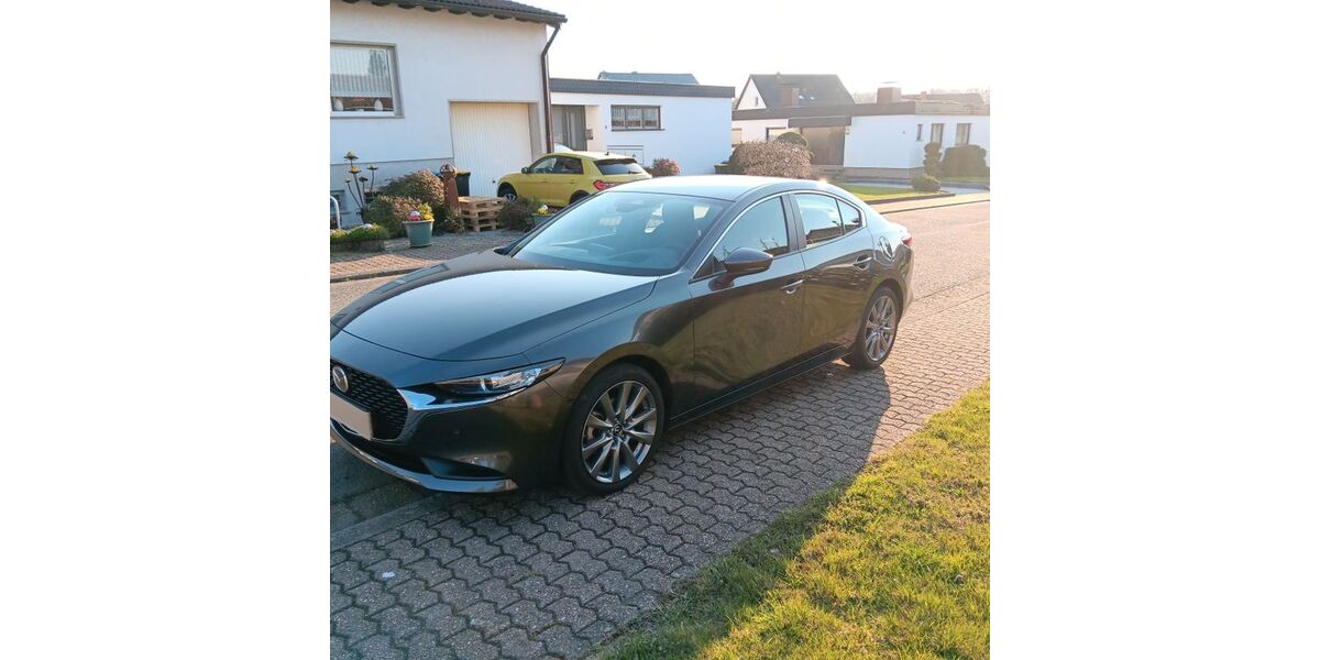 Mazda 3 11.122 km 24.700 &euro; Heusweiler 66265