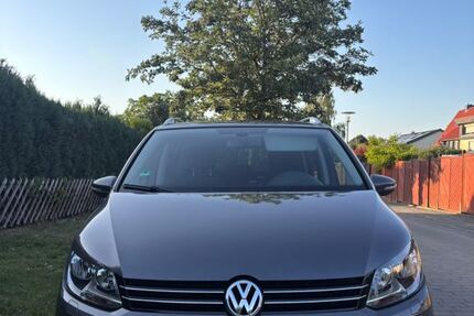 VW Touran 168.000 km 11.800 &euro; Braunschweig 38122