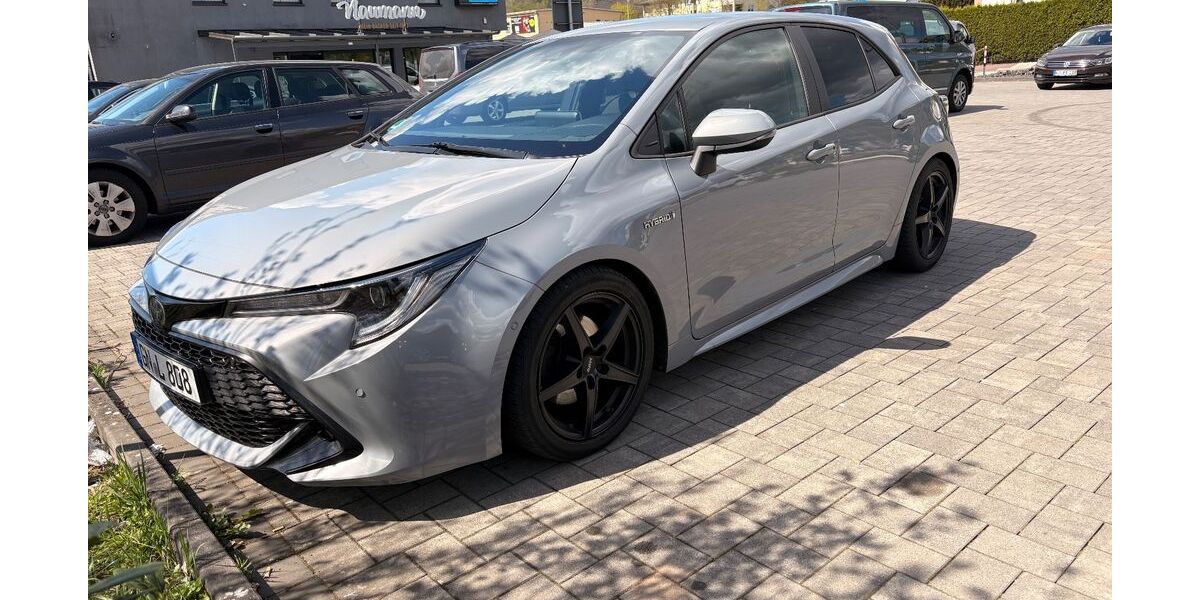 Toyota Corolla 91.000 km 17.500 &euro; Bad Soden Salmünster 63628