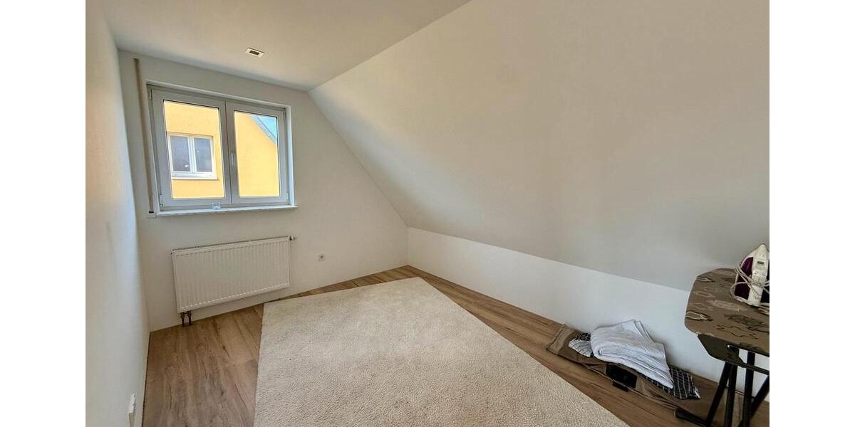 Einfamilienhaus Singen (Hohentwiel) - 7 Zimmer, 290 m&sup2;, 895.000&euro; | Angebot:26991249