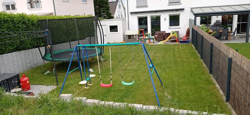 Doppelhaushälfte Remchingen - 5 Zimmer, 146 m&sup2;, 1.500&euro; | Angebot:26041521