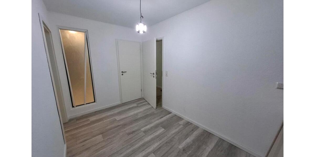 Erdgeschoßwohnung Kirn - 4 Zimmer, 125 m&sup2;, 813&euro; | Angebot:25965343