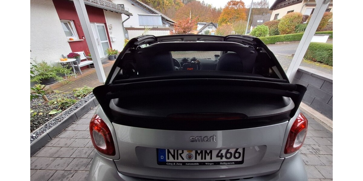 Smart Fortwo Cabrio 45.200 km 10.500 € Isenburg 56269