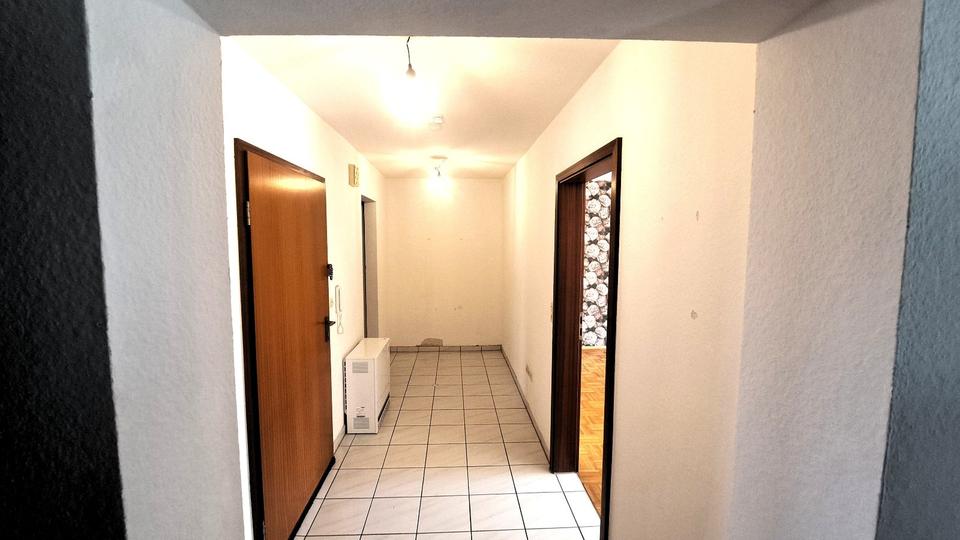 Etagenwohnung Bruchsal - 2 Zimmer, 83 m&sup2;, 910&euro; | Angebot:26680570