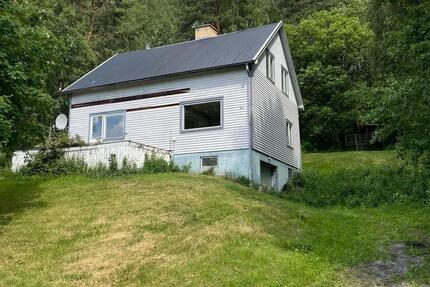 Haus Waldkirch - 5 Zimmer, 130 m&sup2;, 40.000&euro; | Angebot:25236307