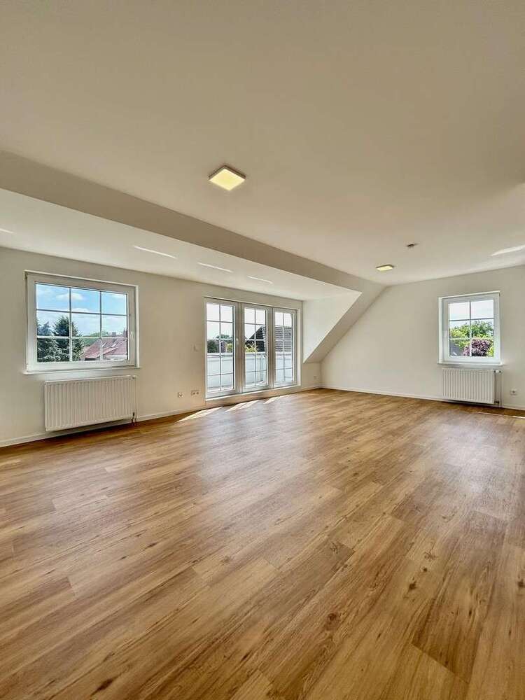 Wohnung zum Kaufen in Delmenhorst 249.000 € 100 m²