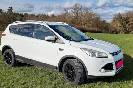 Ford Kuga 231.000 km 7.100 € Neuhausen 78579
