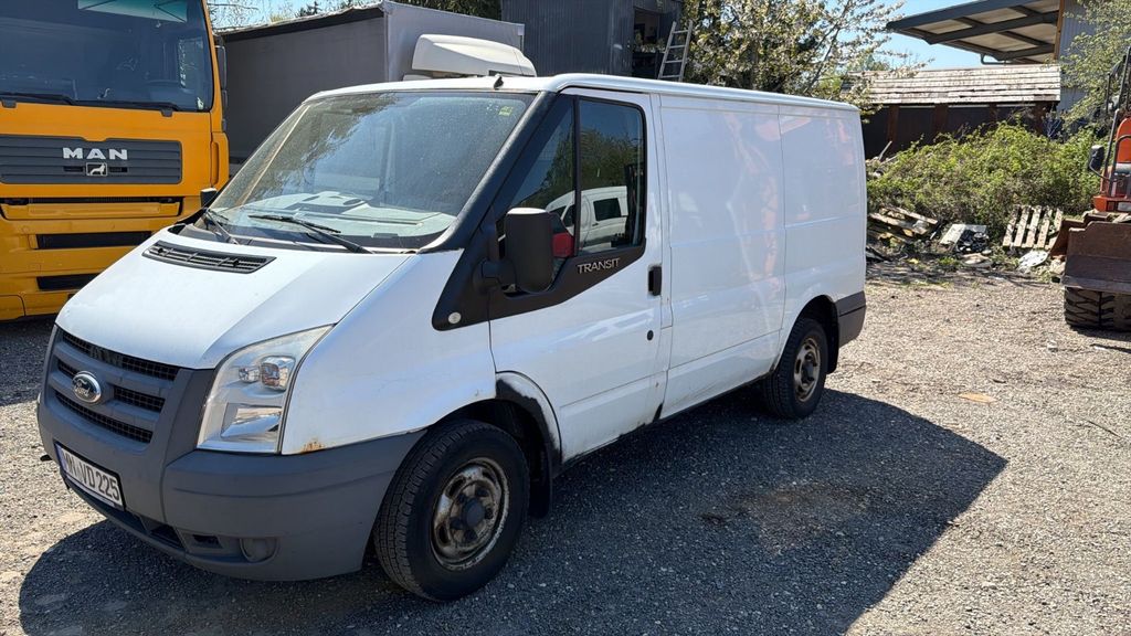 Ford Transit 235.000 km 1.450 &euro; Erbach bei Ulm 89155