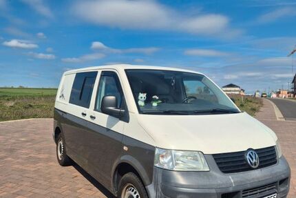 VW T5 Transporter 211.000 km 7.950 &euro; Wasserlosen 97535