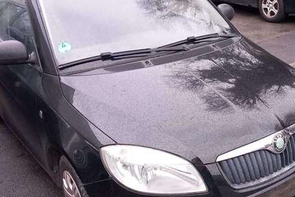 Skoda Fabia 189.000 km 2.690 &euro; Duisburg 47169