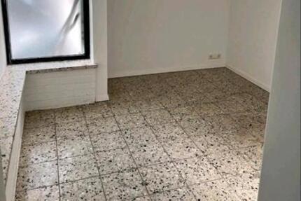 Gewerbeimmobilie Büro Studio Praxis zimmer