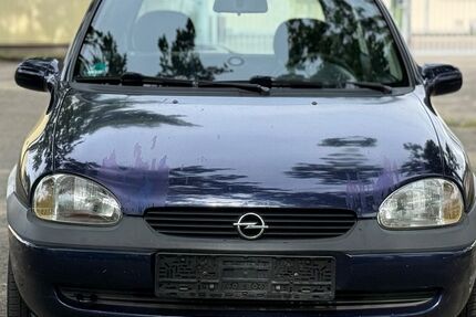 Opel Corsa 178.000 km 800 &euro; Freiburg 79108