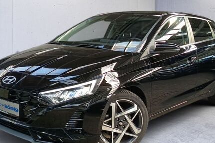 Hyundai i20 15.800 km 18.490 &euro; Freiburg im Breisgau 79108
